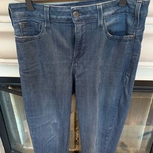 NYDJ Blue Jeans 8 slim leg